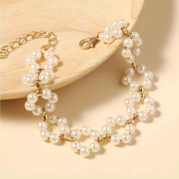 Pearl Flower Bracelet  - Picture 1 of 6
